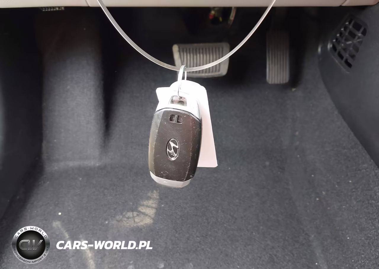 2024 Hyundai Venue Sel VIN:KMHRC8A39RU339847 - 11