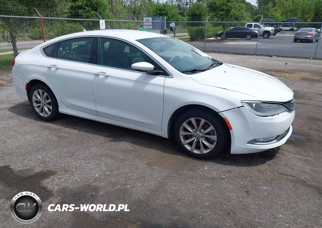 2015 Chrysler 200 C