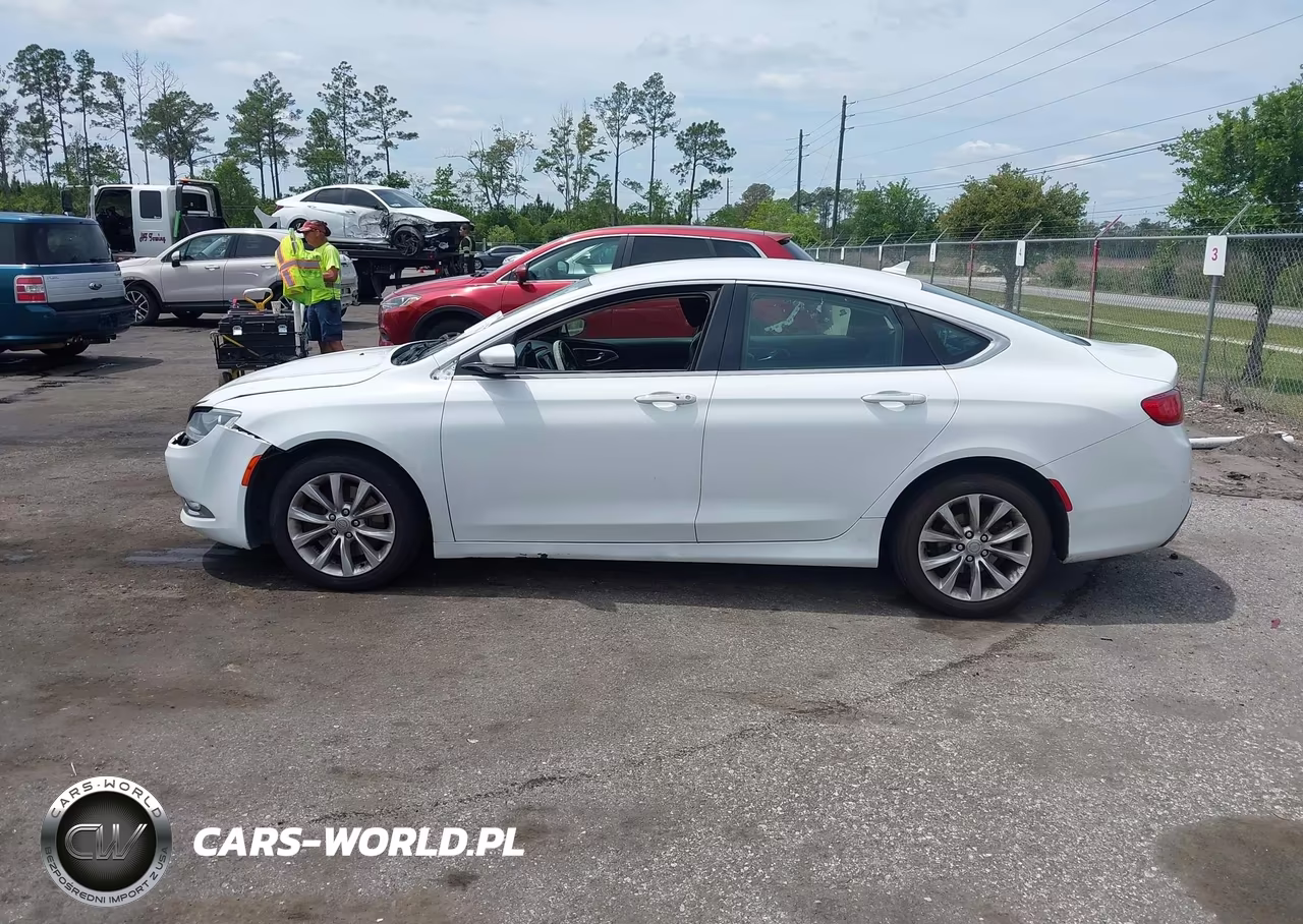 2015 Chrysler 200 C VIN:1C3CCCCG0FN522528 - 15