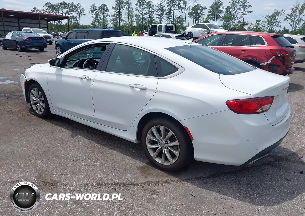 2015 Chrysler 200 C VIN:1C3CCCCG0FN522528 - 3