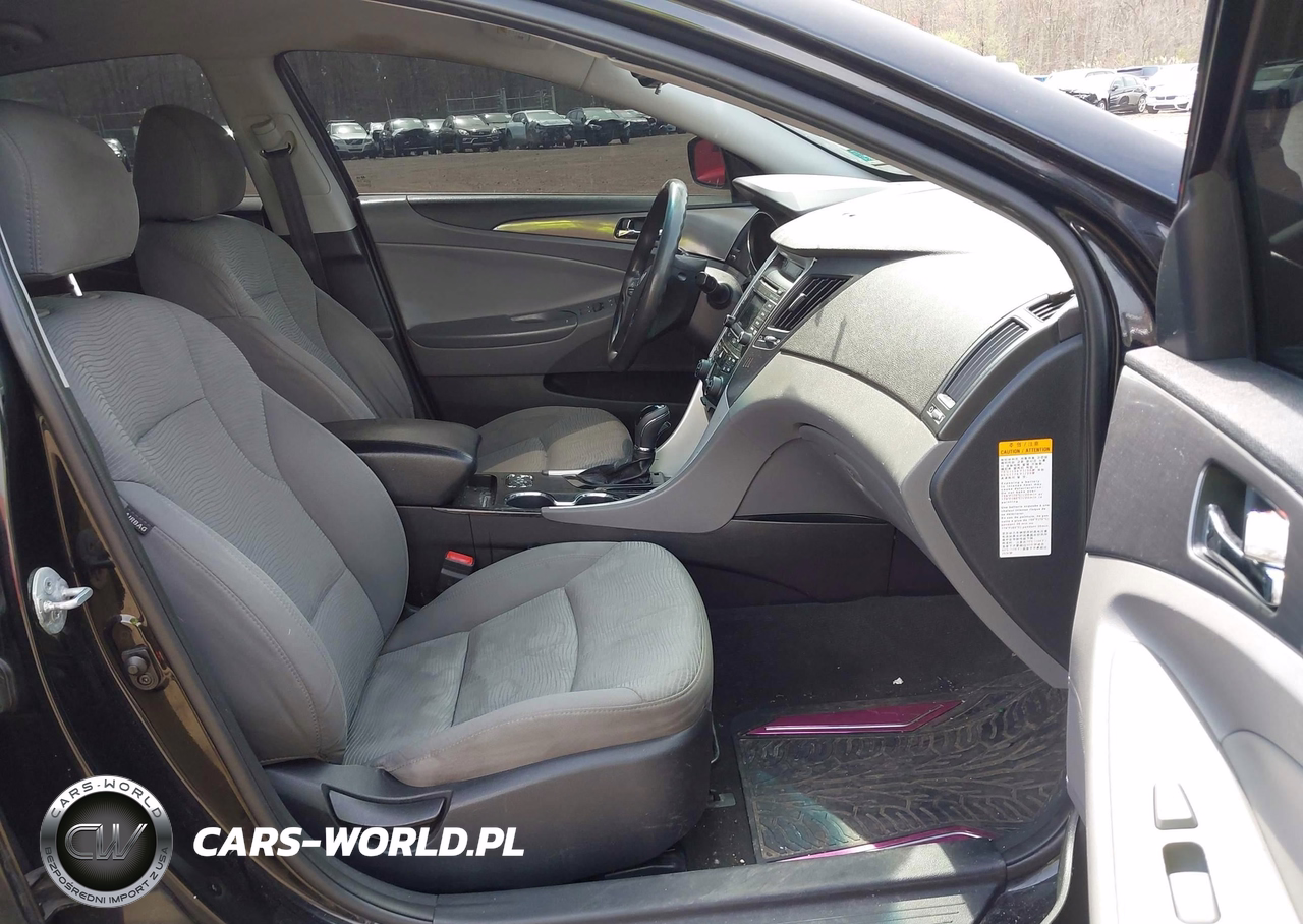 2015 Hyundai Sonata Hybrid VIN:KMHEC4A43FA127006 - 5