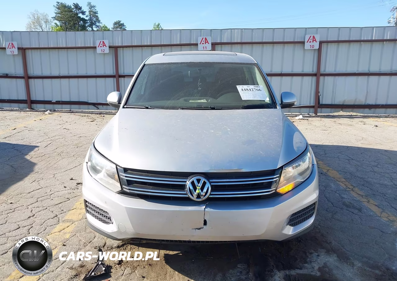 2012 Volkswagen Tiguan S VIN:WVGBV7AXXCW566999 - 12