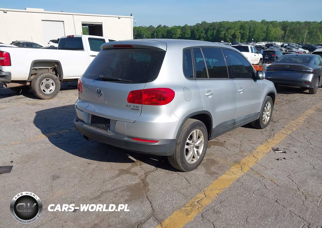 2012 Volkswagen Tiguan S VIN:WVGBV7AXXCW566999 - 4