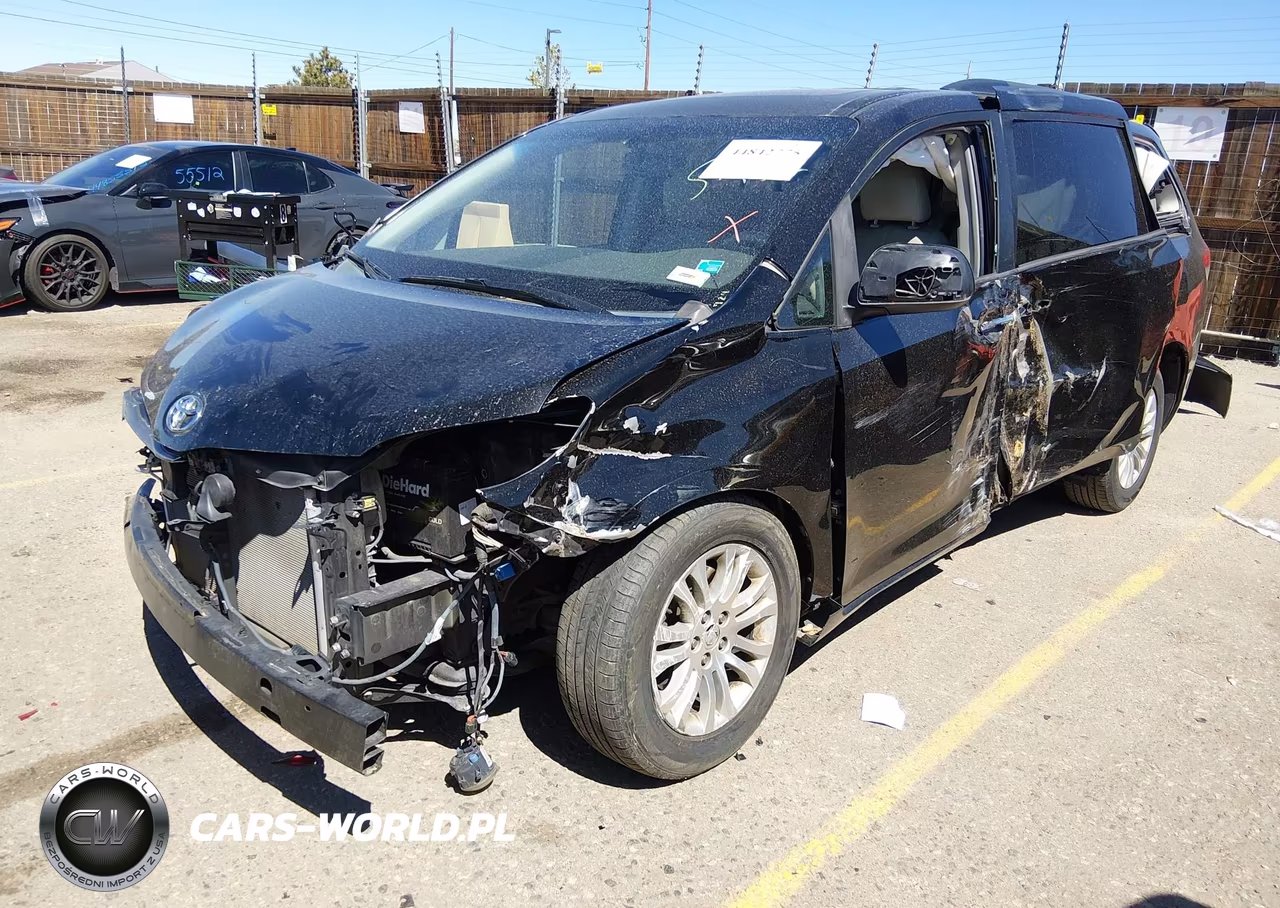 2013 Toyota Sienna Xle V6 8 Passenger VIN:5TDYK3DC1DS349724 - 2