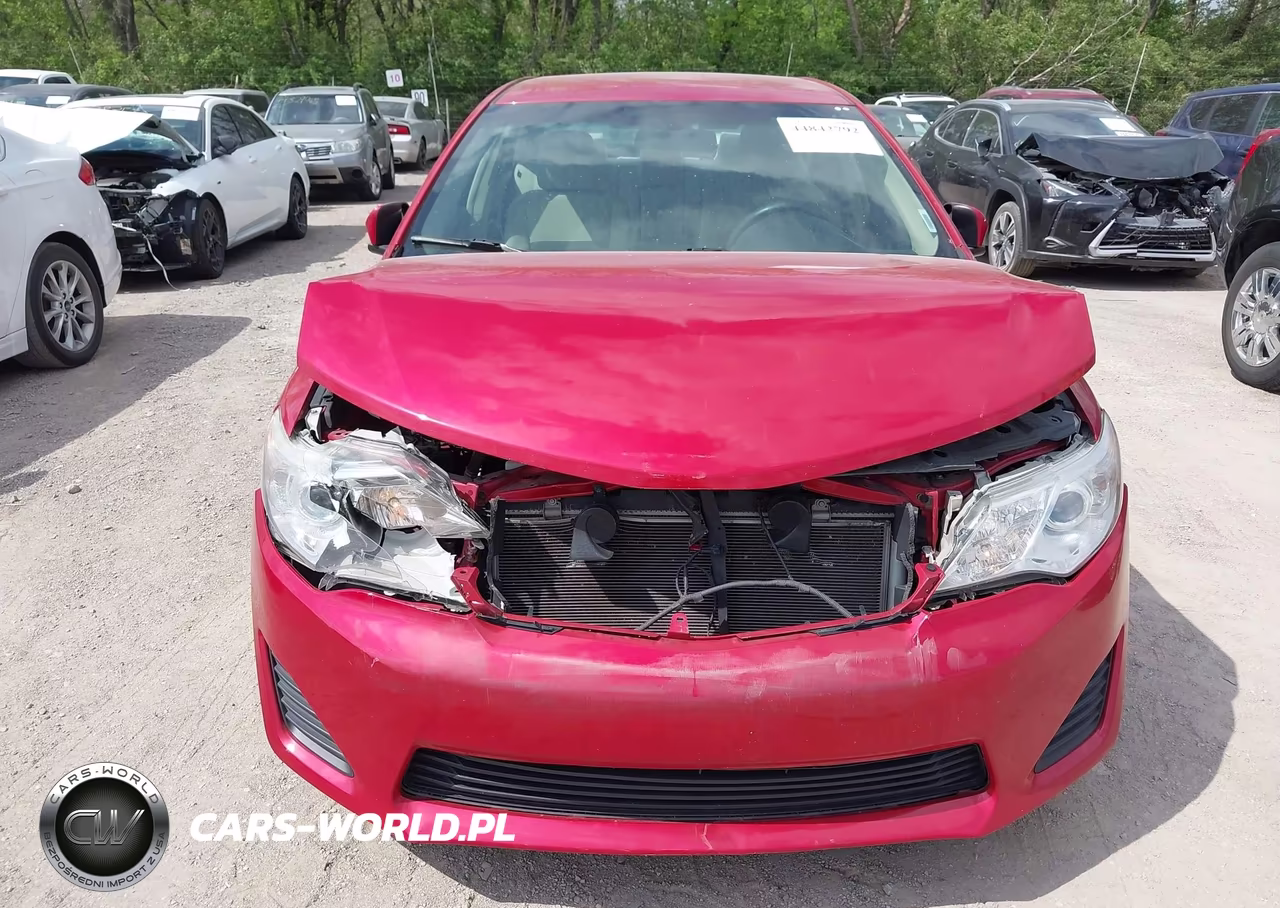 2014 Toyota Camry Le VIN:4T4BF1FK2ER406577 - 12