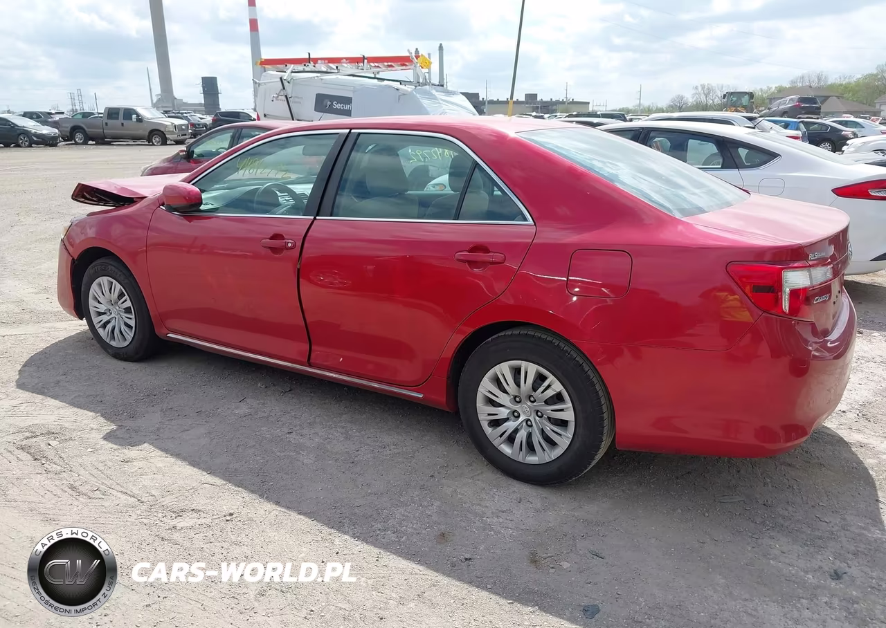 2014 Toyota Camry Le VIN:4T4BF1FK2ER406577 - 14
