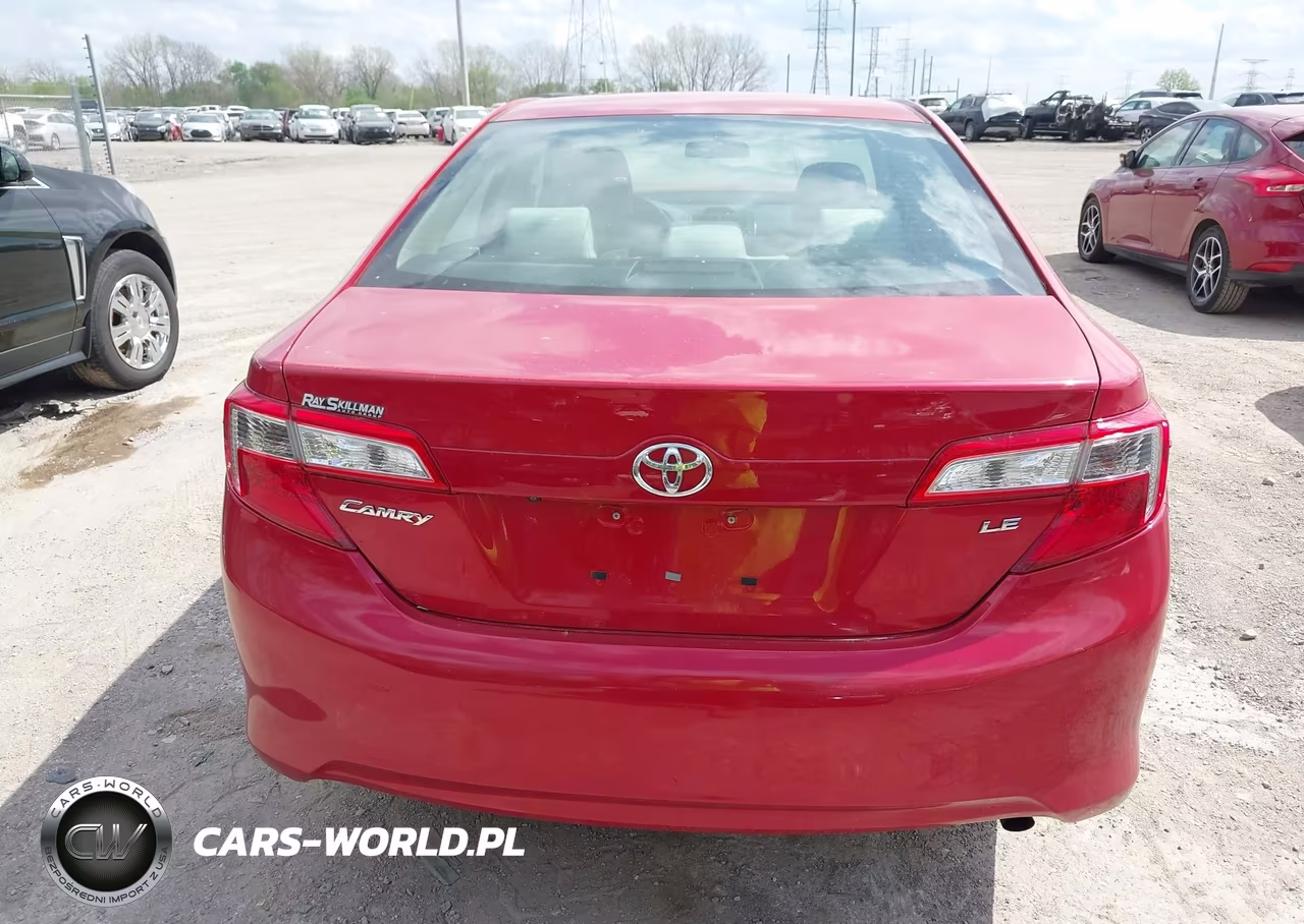 2014 Toyota Camry Le VIN:4T4BF1FK2ER406577 - 16