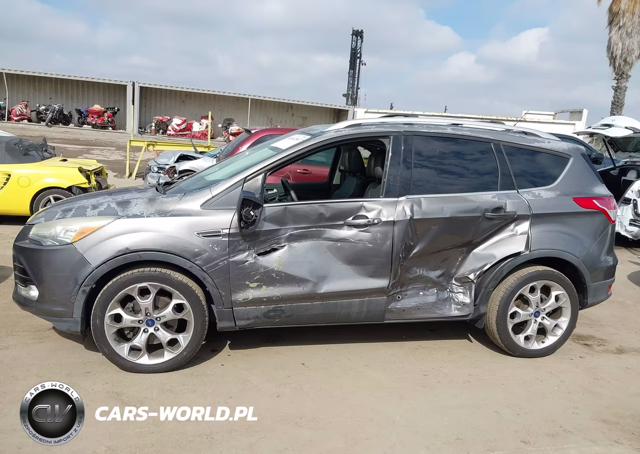 2013 Ford Escape Titanium VIN:1FMCU0J91DUD24261 - 14