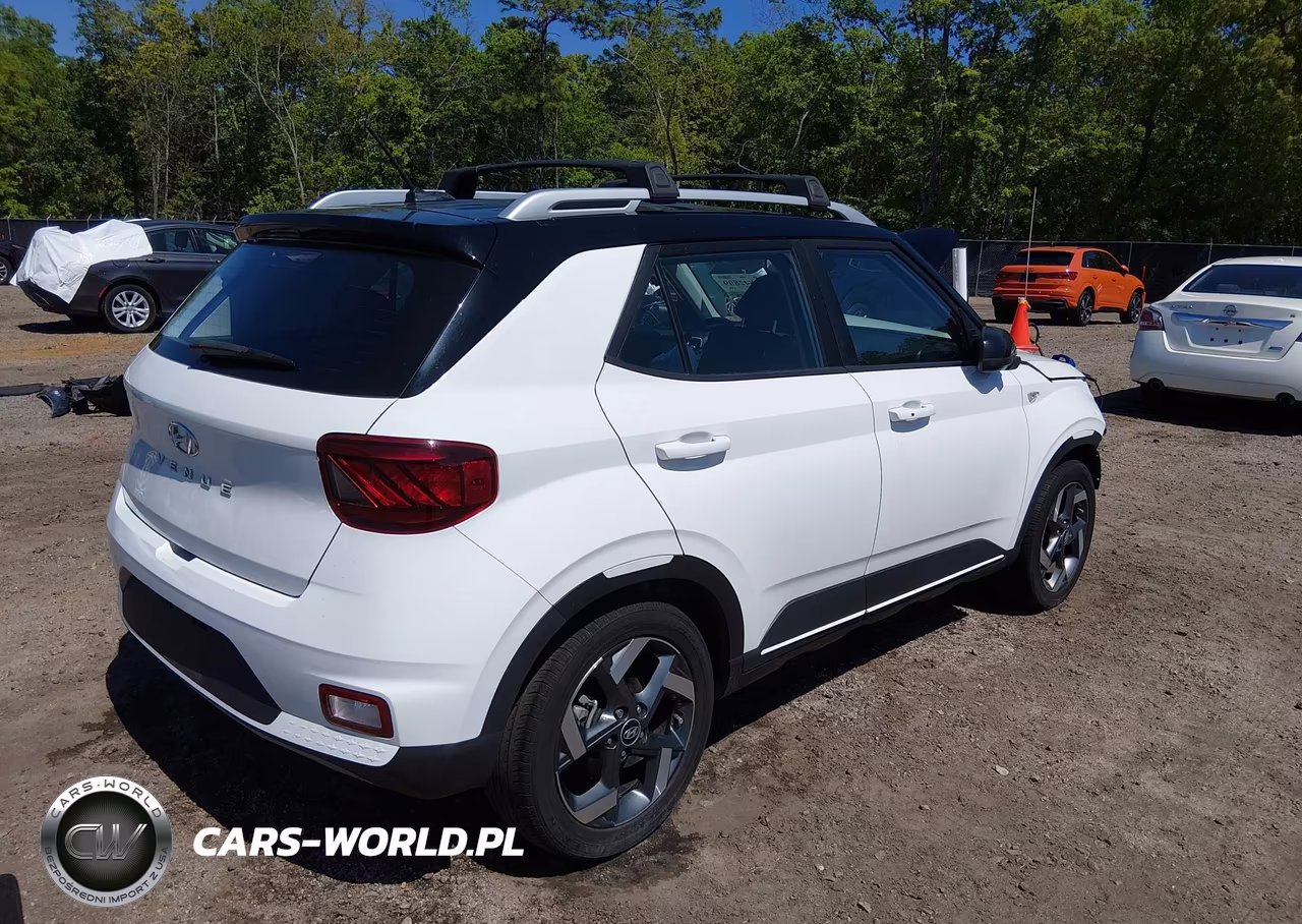 2023 Hyundai Venue Limited VIN:KMHRC8A36PU219274 - 4