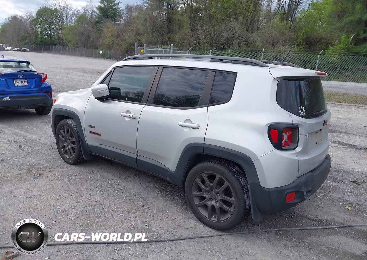2016 Jeep Renegade 75Th Anniversary VIN:ZACCJABT8GPE31620 - 3