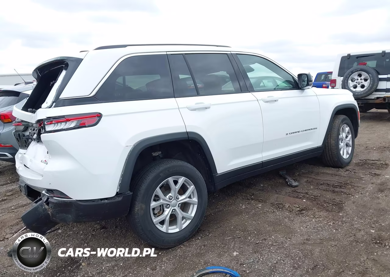 2023 Jeep Grand Cherokee Limited 4X4 VIN:1C4RJHBG3PC644047 - 4