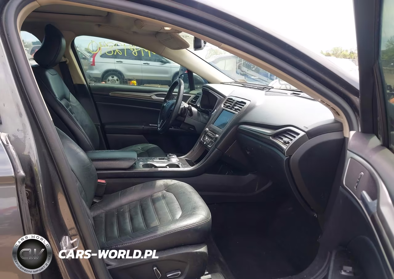 2017 Ford Fusion Se VIN:3FA6P0HD9HR205296 - 5