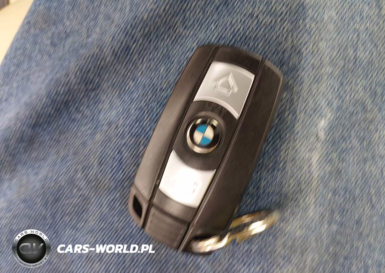 2015 BMW X1 xDrive28I VIN:WBAVL1C58FVY27585 - 11