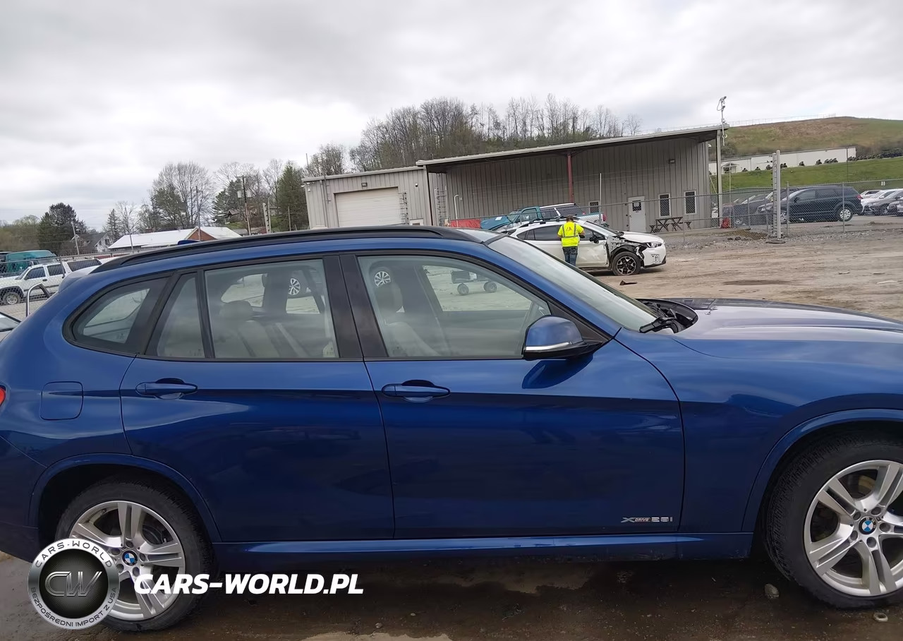 2015 BMW X1 xDrive28I VIN:WBAVL1C58FVY27585 - 13