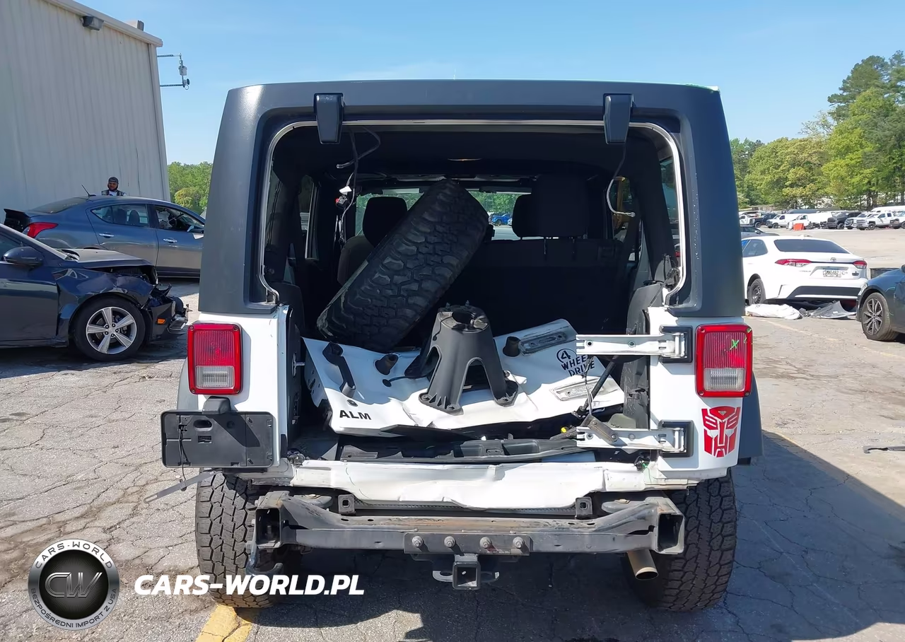 2017 Jeep Wrangler Unlimited Willy Wheeler 4X4 VIN:1C4BJWDG5HL642319 - 16
