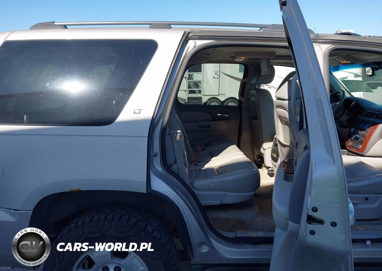 2007 Chevrolet Tahoe Lt VIN:1GNFK13007R136986 - 8