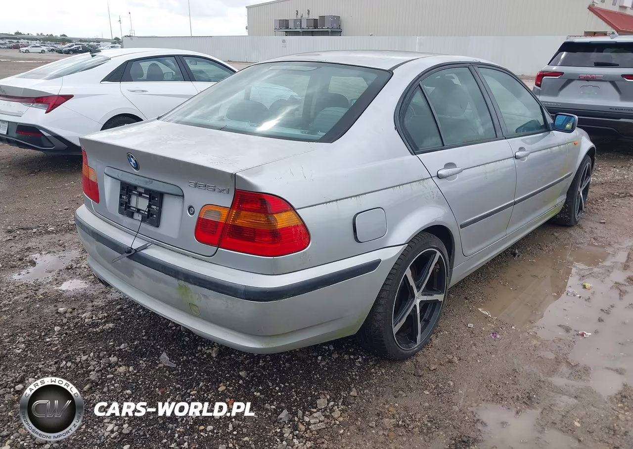 2002 BMW 325Xi VIN:WBAEU33472PF68539 - 4