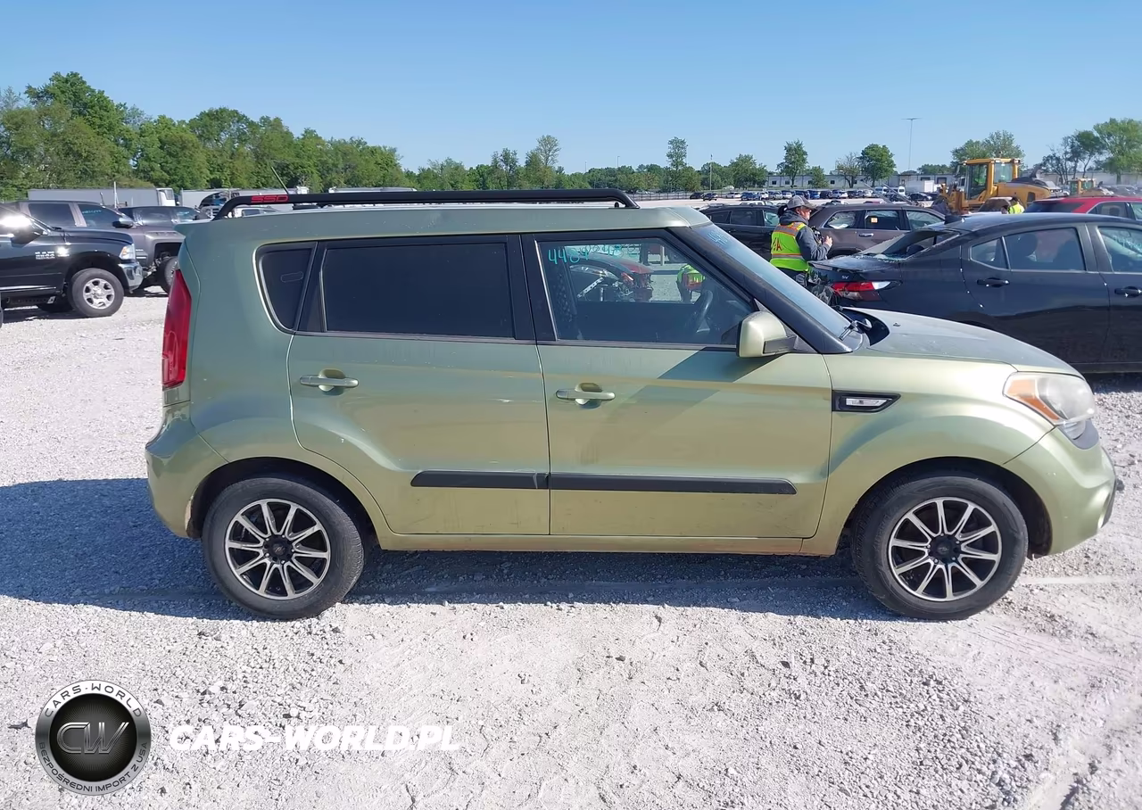 2012 Kia Soul VIN:KNDJT2A52C7465926 - 14