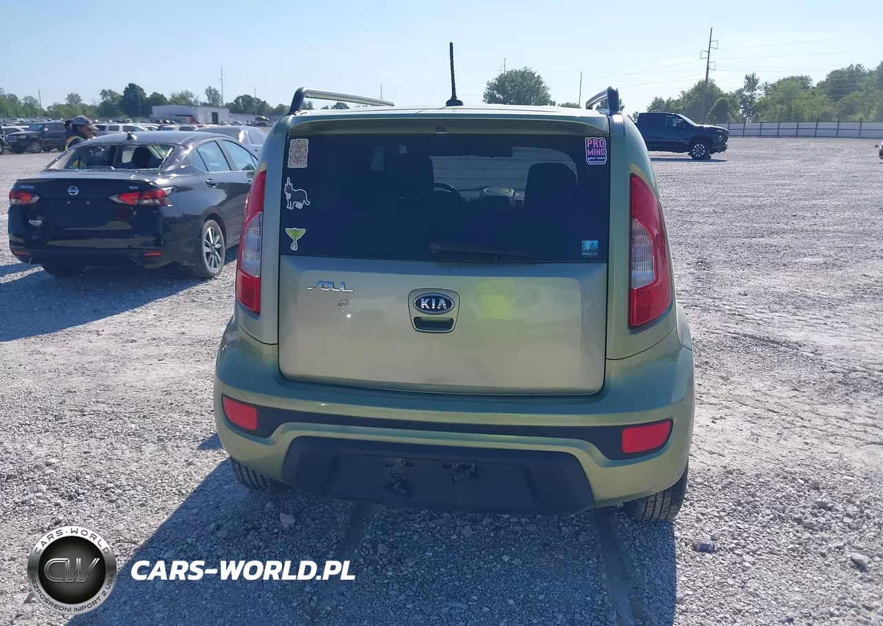 2012 Kia Soul VIN:KNDJT2A52C7465926 - 17