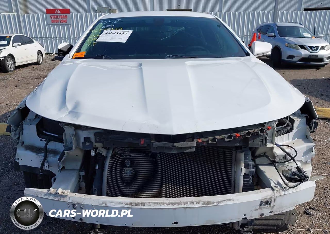 2017 Chevrolet Impala 1Lt VIN:2G1105S37H9121112 - 13
