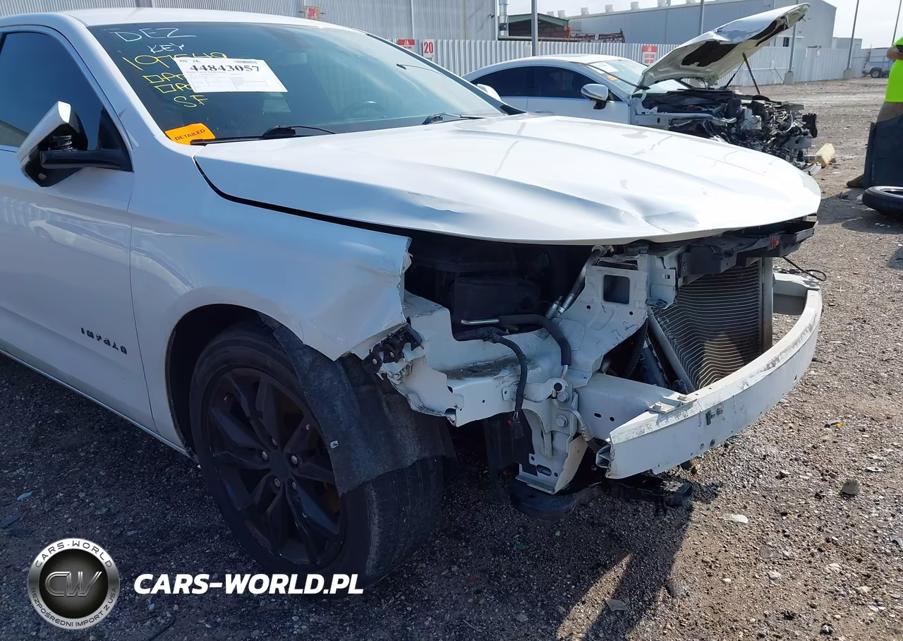 2017 Chevrolet Impala 1Lt VIN:2G1105S37H9121112 - 19
