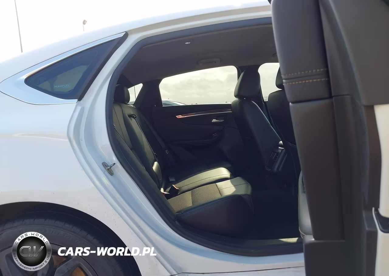 2017 Chevrolet Impala 1Lt VIN:2G1105S37H9121112 - 8