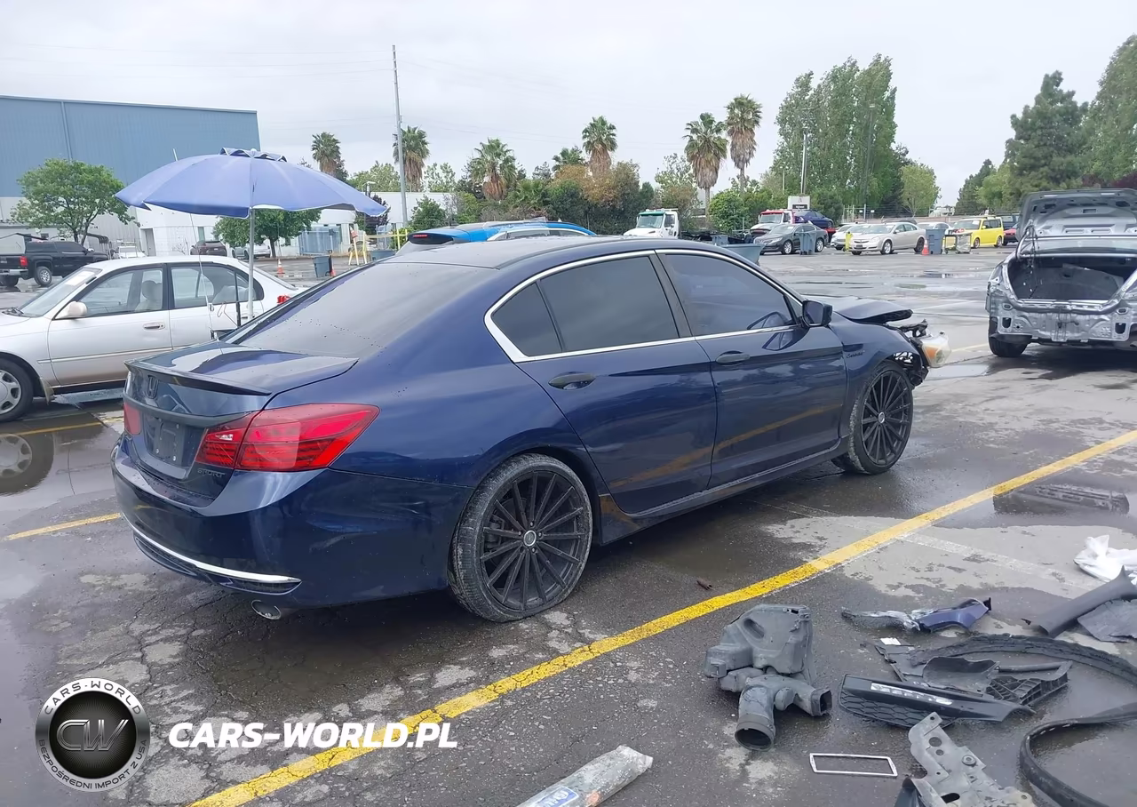 2016 Honda Accord Sport VIN:1HGCR2F50GA216678 - 4