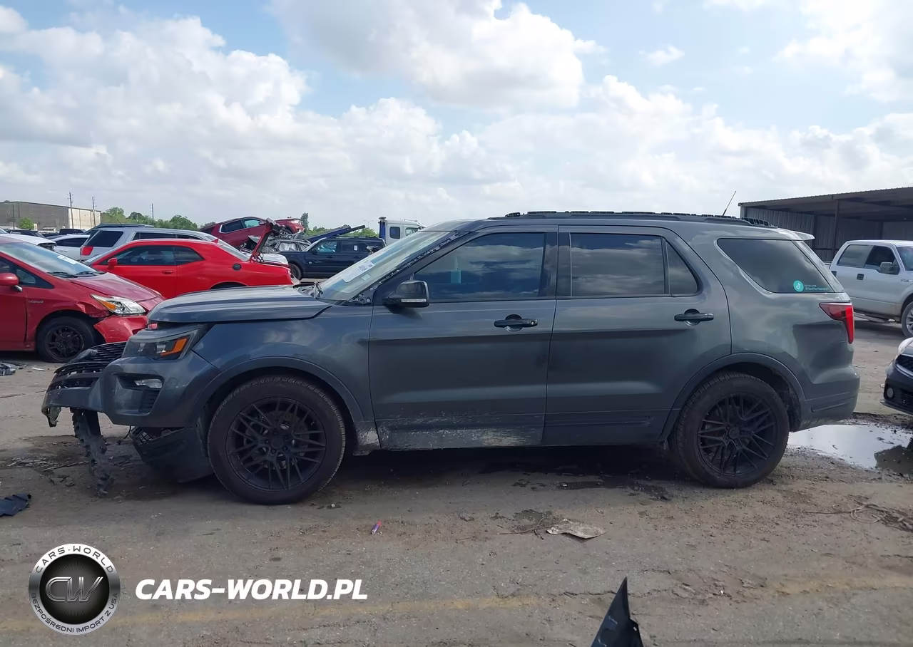 2019 Ford Explorer Sport VIN:1FM5K8GT0KGB38738 - 14
