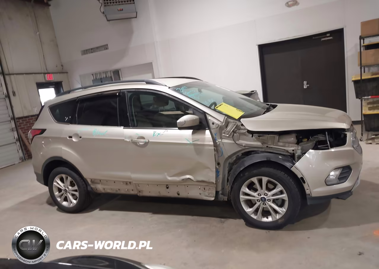 2017 Ford Escape Se VIN:1FMCU0GD9HUC72380 - 14