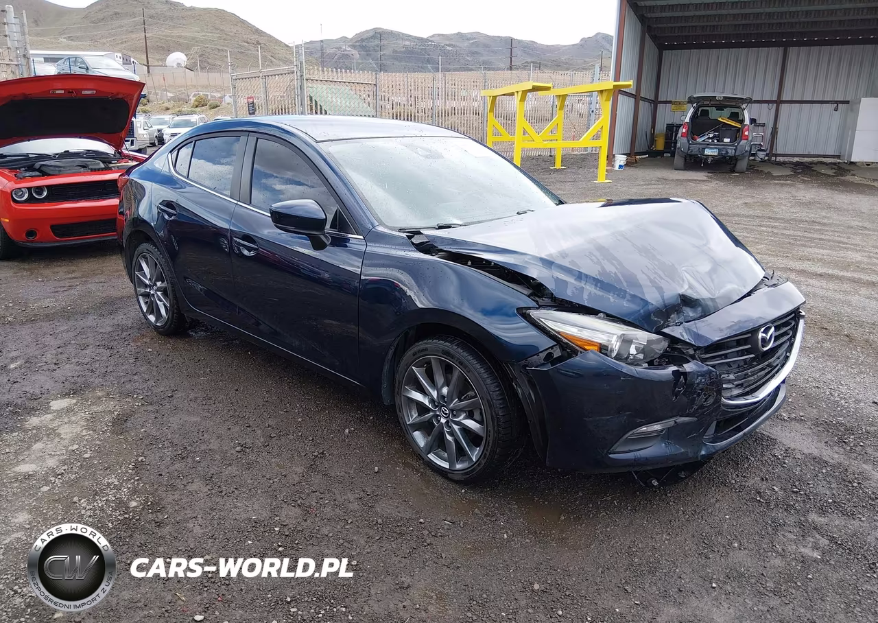 2018 Mazda Mazda3 Touring – zdjęcie 1 z 16