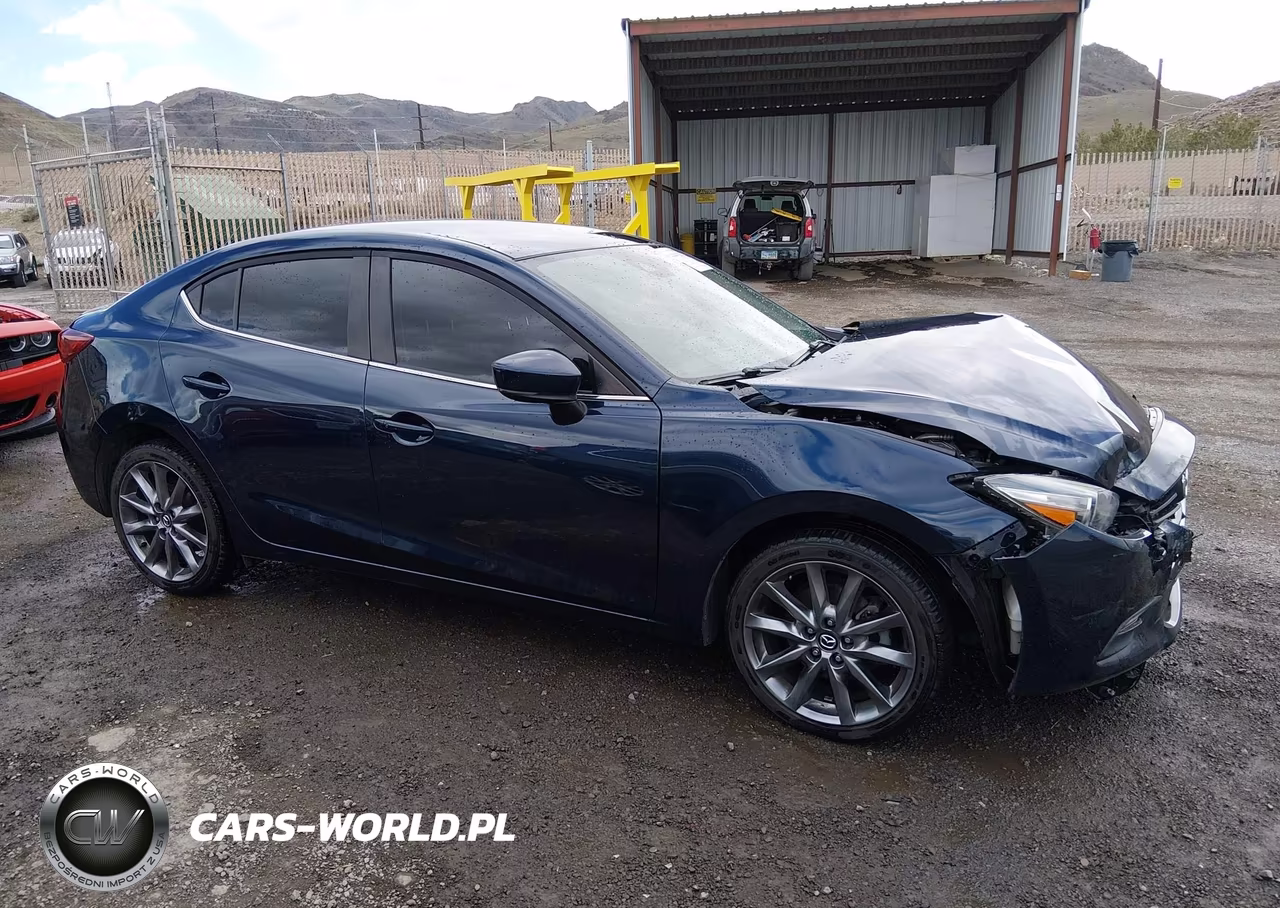 2018 Mazda Mazda3 Touring VIN:3MZBN1V32JM191497 - 13
