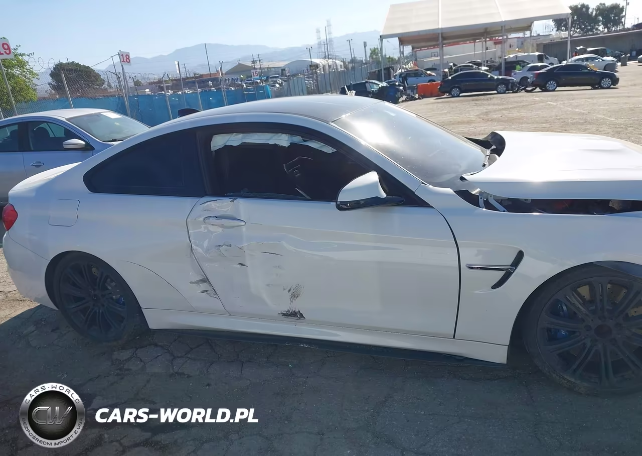 2015 BMW M4 VIN:WBS3R9C50FF708732 - 14