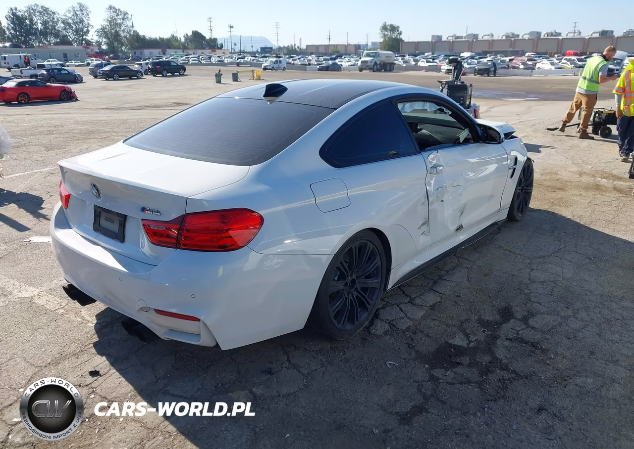 2015 BMW M4 VIN:WBS3R9C50FF708732 - 4