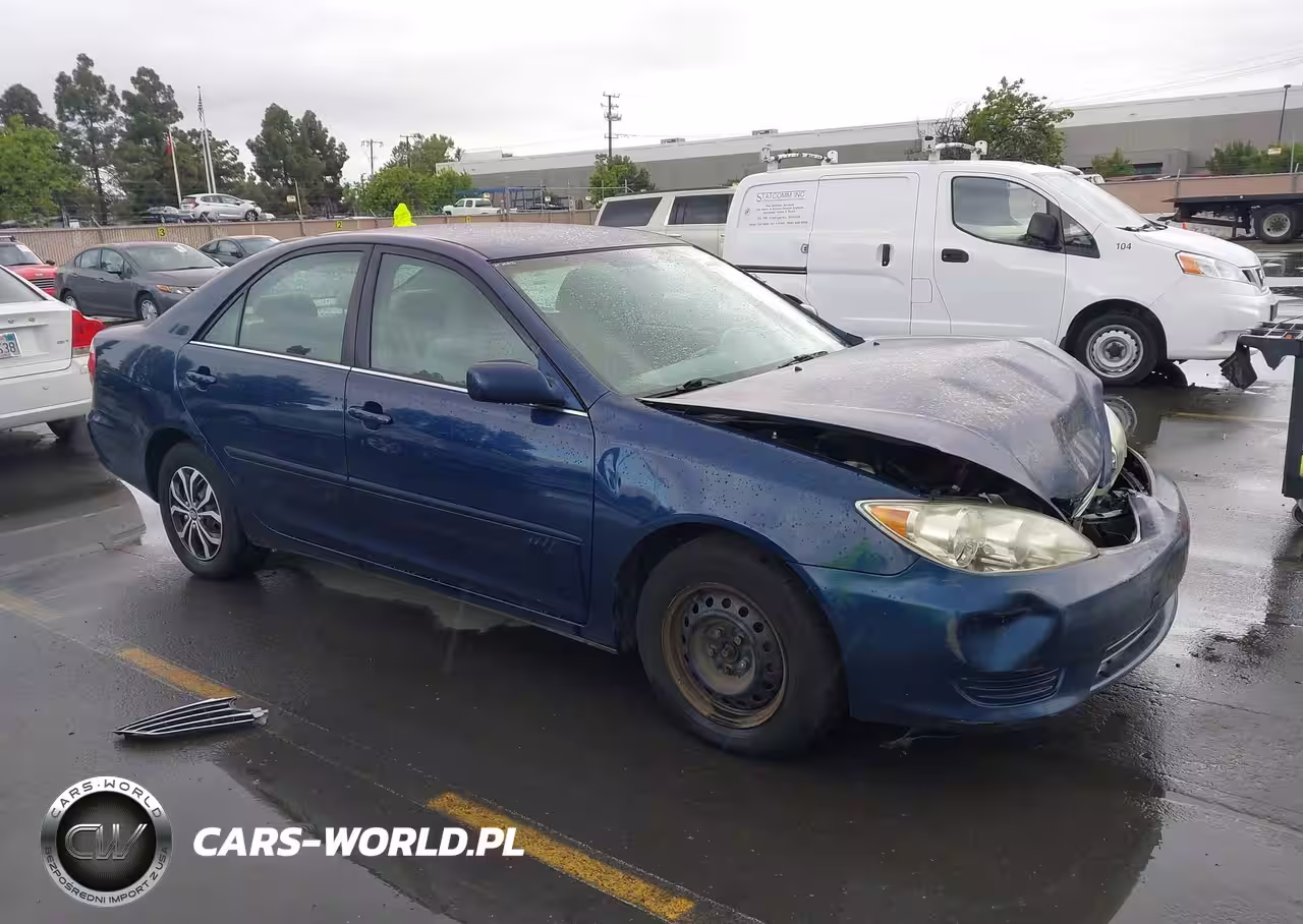 2005 Toyota Camry Le