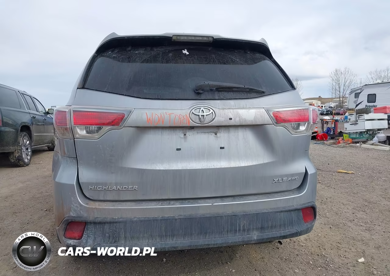 2015 Toyota Highlander Xle V6 VIN:5TDJKRFH8FS213042 - 17
