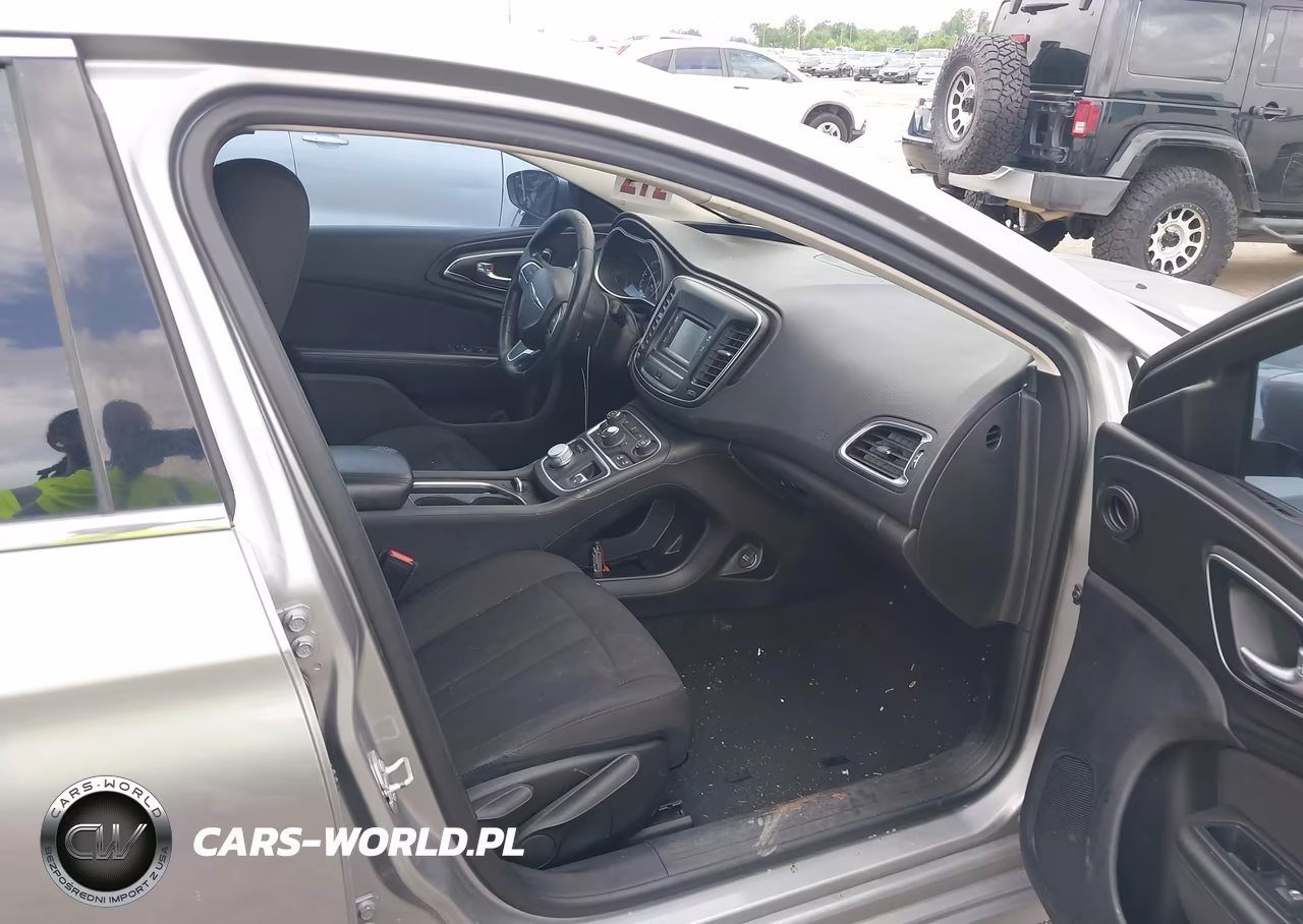 2015 Chrysler 200 Limited VIN:1C3CCCAB0FN726110 - 5