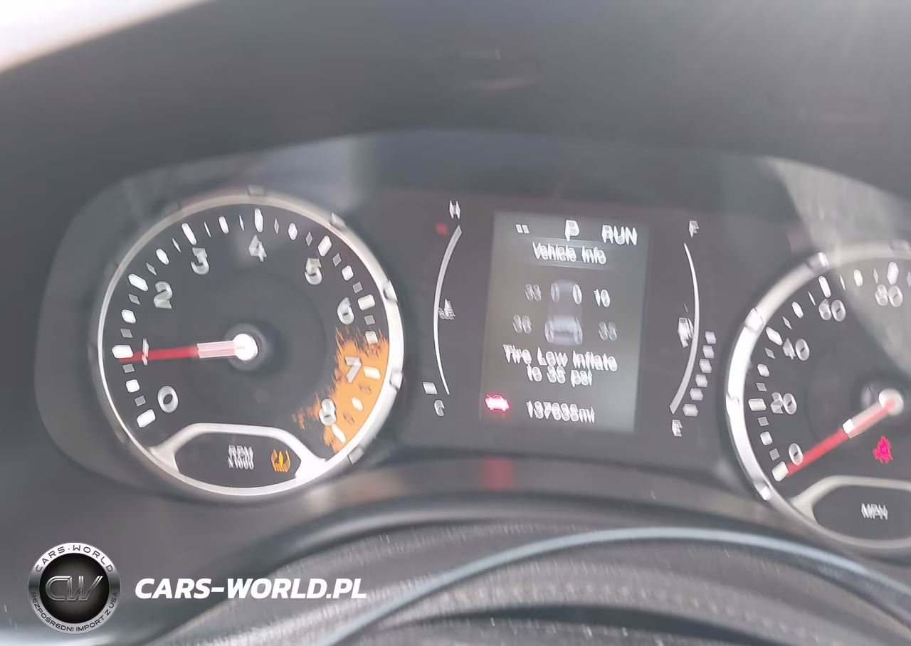 2018 Jeep Renegade Altitude Fwd VIN:ZACCJABB5JPG69150 - 15