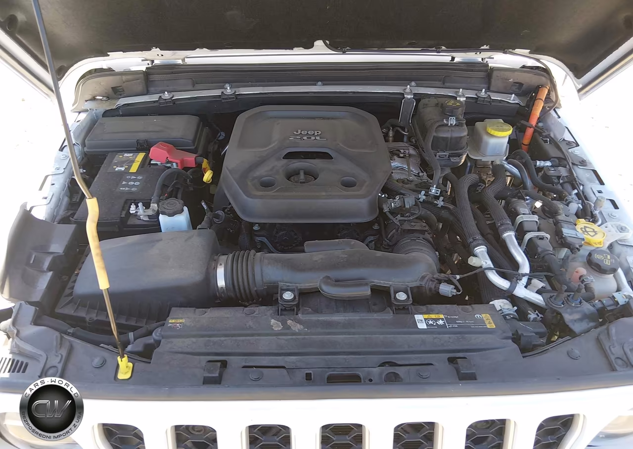 2021 Jeep Wrangler 4Xe Unlimited Sahara 4X4 VIN:1C4JJXP69MW829995 - 10