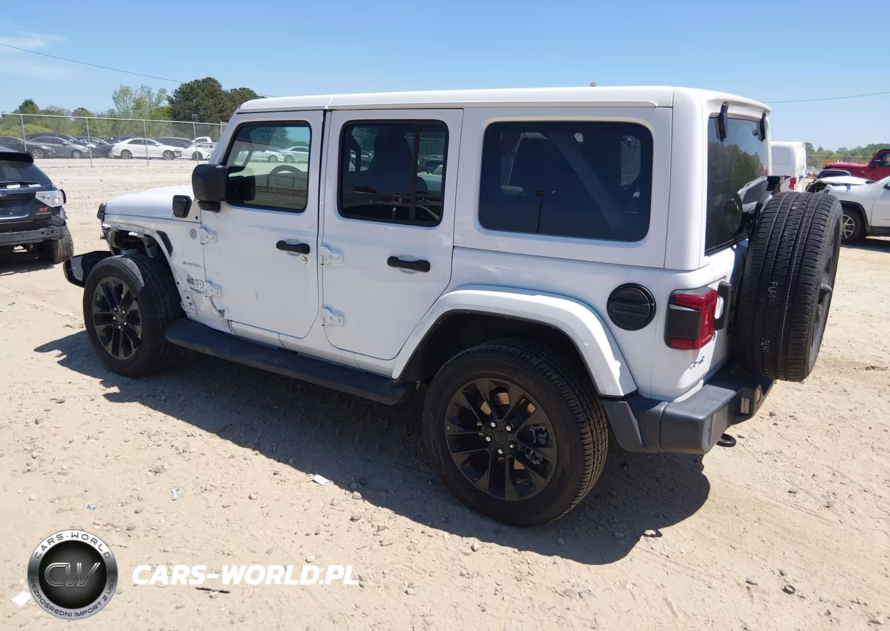 2021 Jeep Wrangler 4Xe Unlimited Sahara 4X4 VIN:1C4JJXP69MW829995 - 3