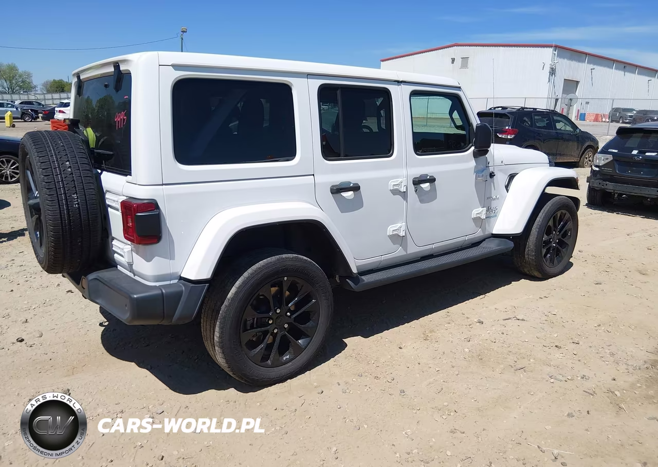 2021 Jeep Wrangler 4Xe Unlimited Sahara 4X4 VIN:1C4JJXP69MW829995 - 4