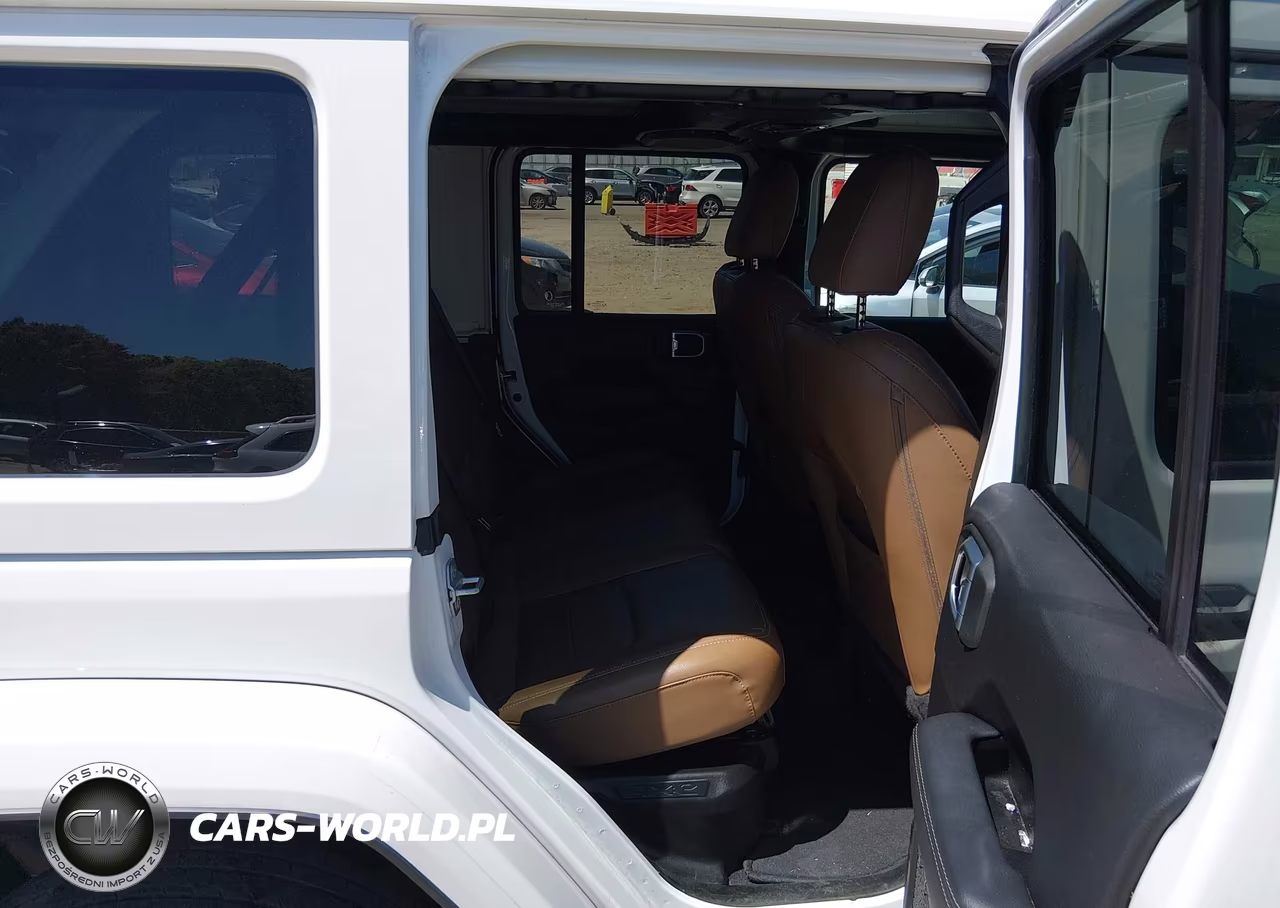 2021 Jeep Wrangler 4Xe Unlimited Sahara 4X4 VIN:1C4JJXP69MW829995 - 8