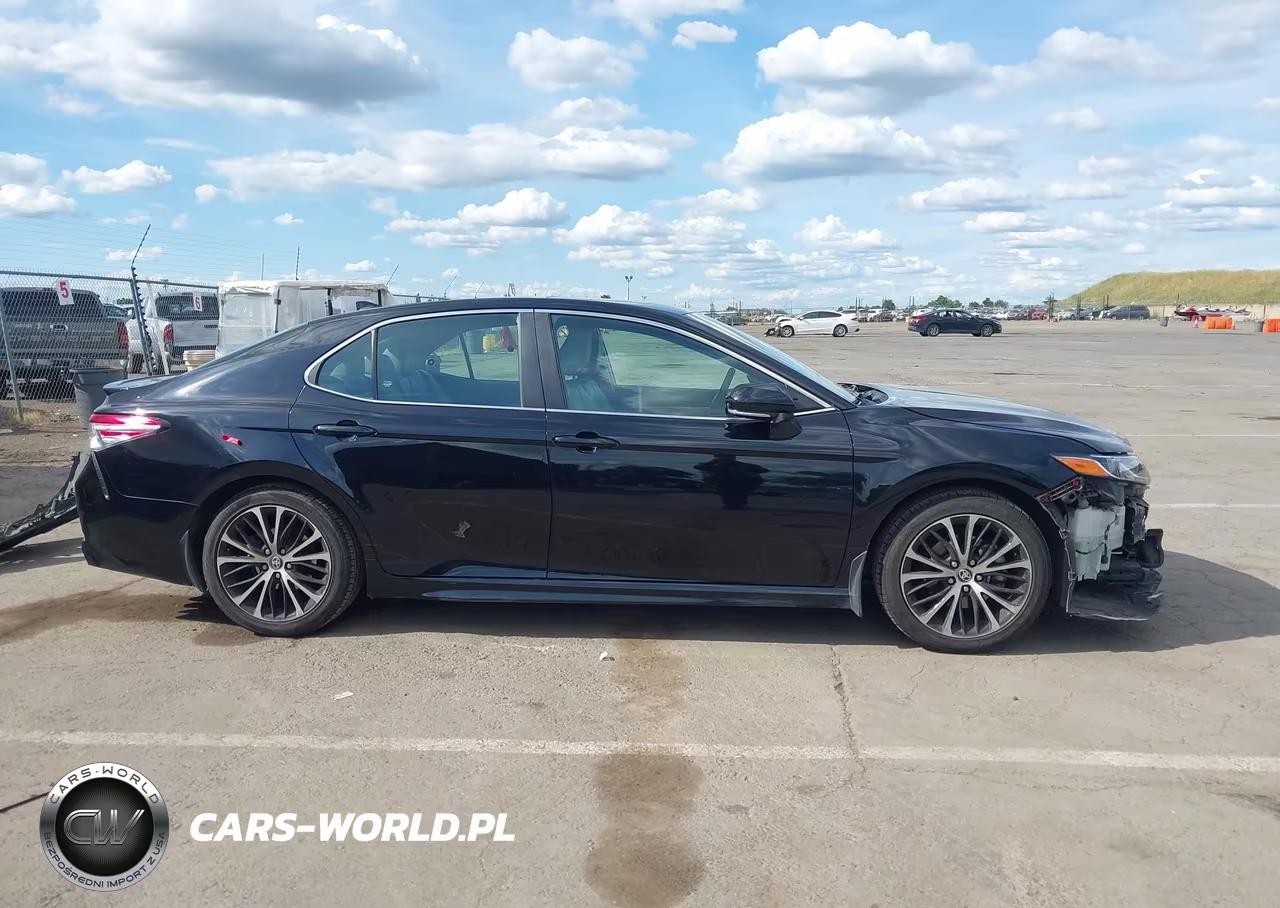 2020 Toyota Camry Se VIN:4T1J11AK2LU995767 - 14