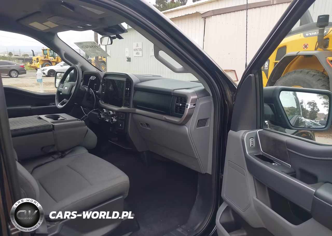 2025 Ford F-150 Xlt VIN:1FTEW3K57SKE28203 - 5