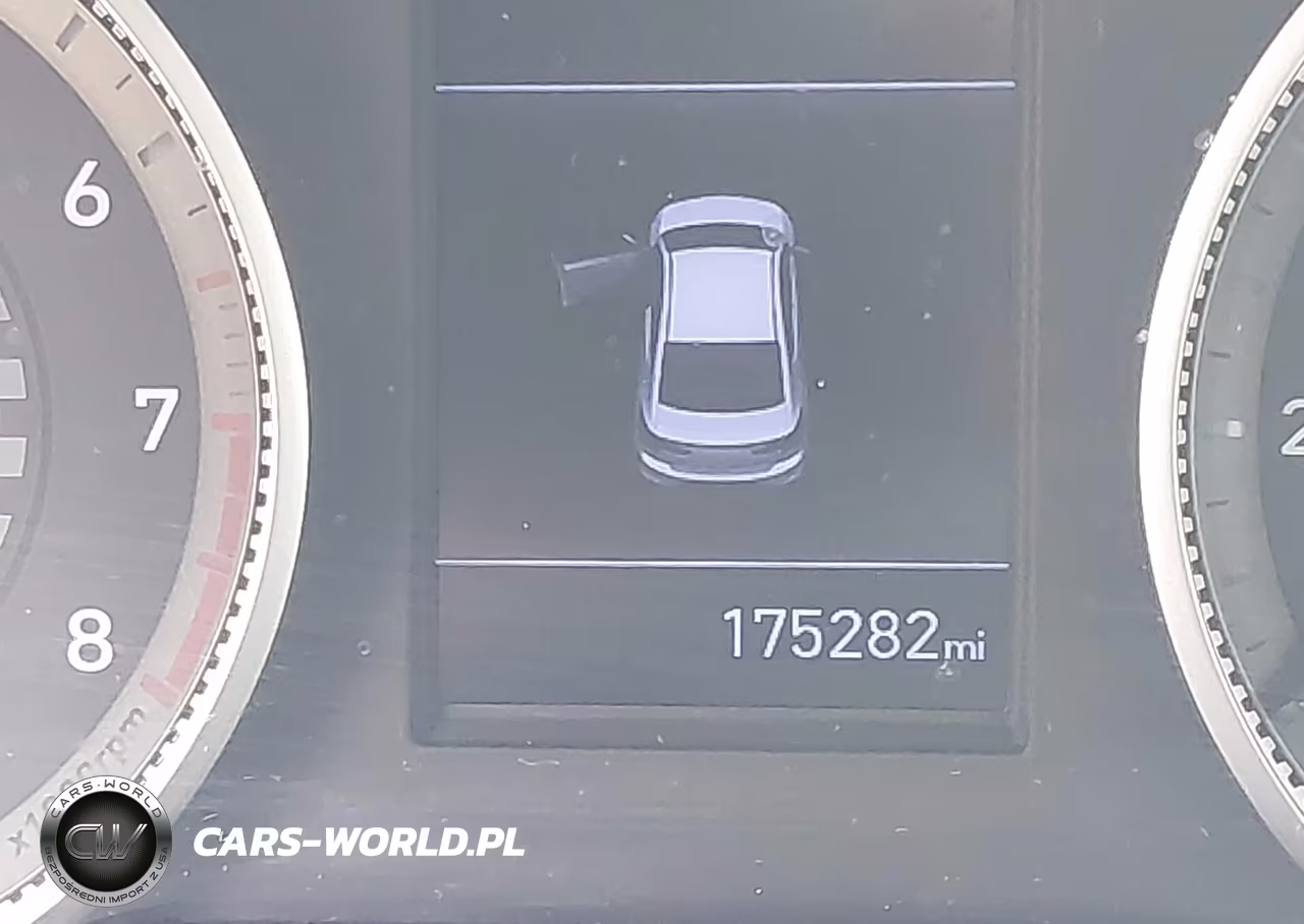 2020 Hyundai Elantra Value Edition VIN:5NPD84LFXLH517072 - 16