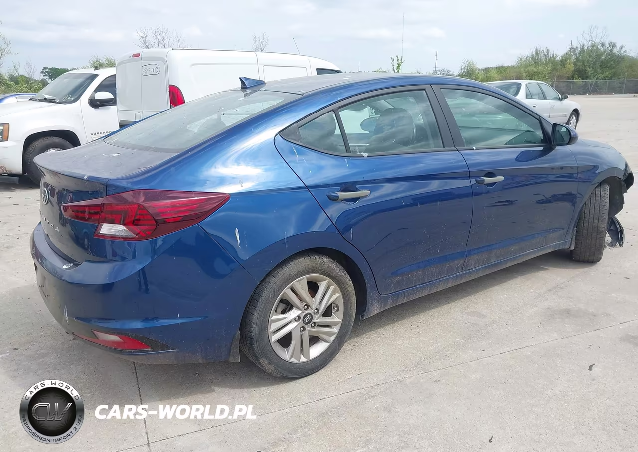2020 Hyundai Elantra Value Edition VIN:5NPD84LFXLH517072 - 4