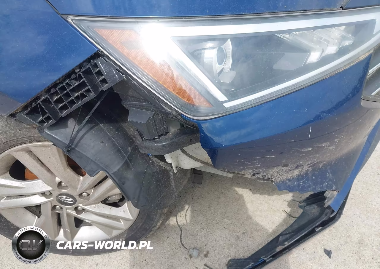 2020 Hyundai Elantra Value Edition VIN:5NPD84LFXLH517072 - 6