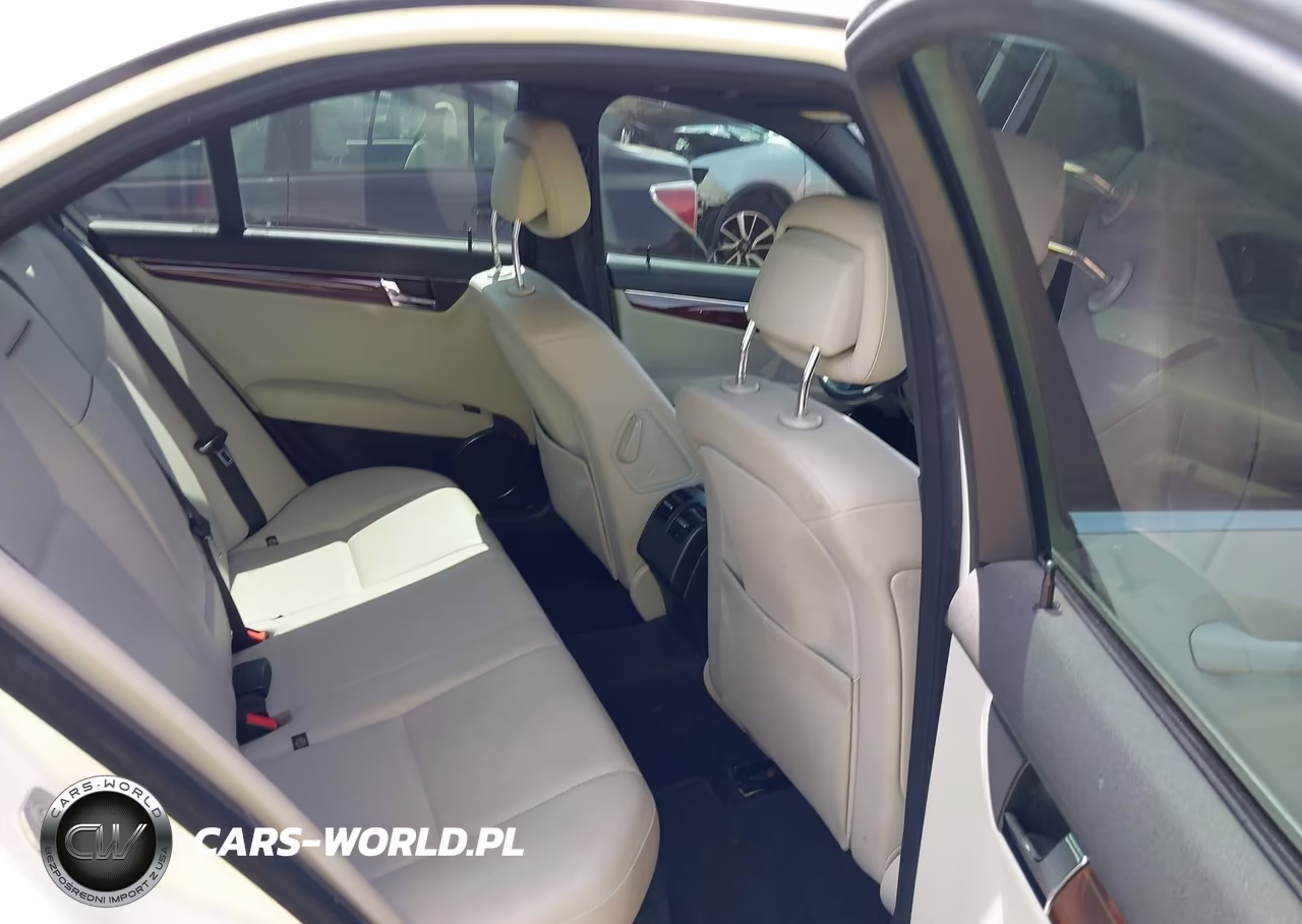 2009 Mercedes-Benz C 300 Luxury-Sport VIN:WDDGF54X29F217518 - 8