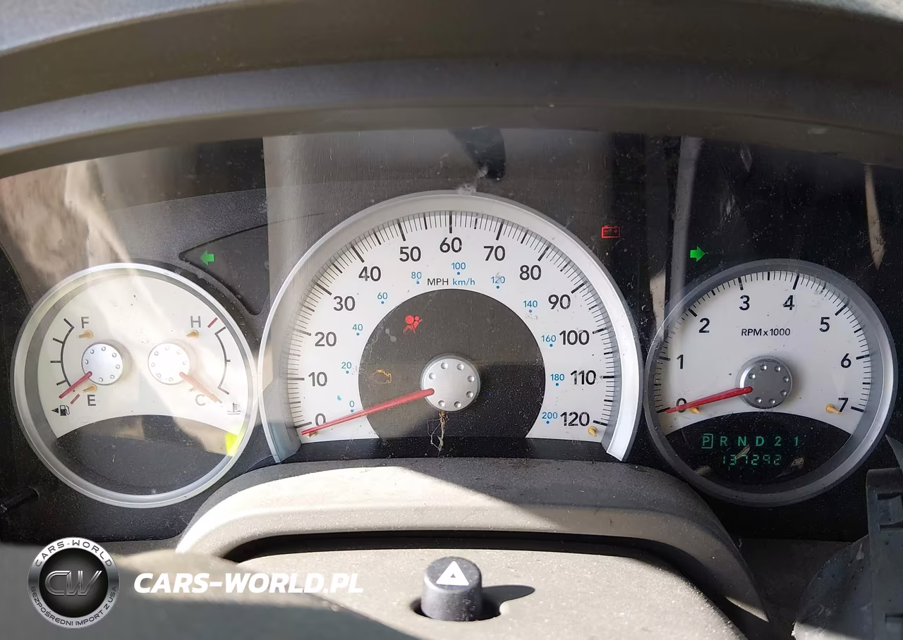 2007 Dodge Dakota Slt VIN:1D7HE48KX7S192761 - 7