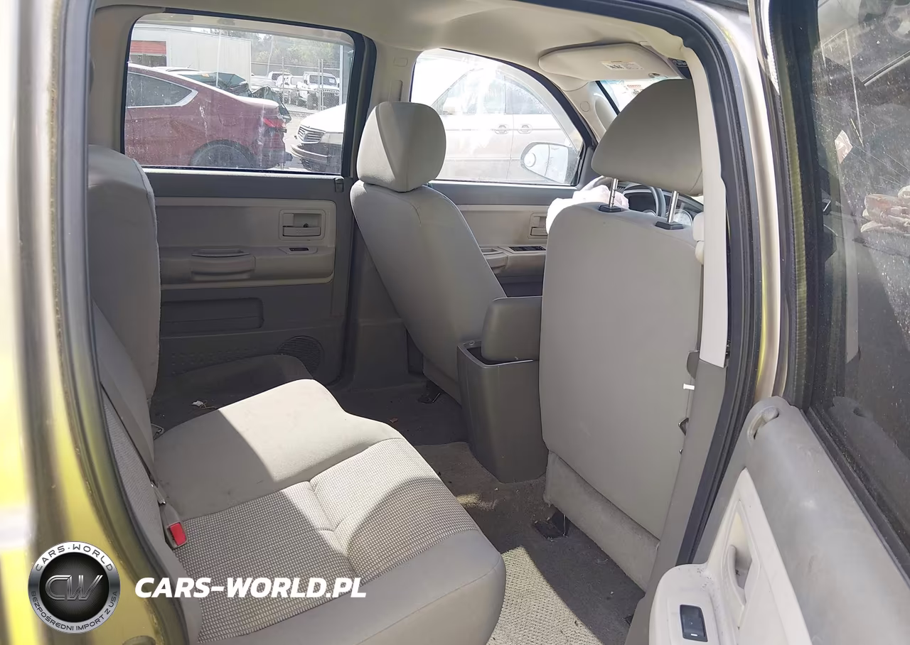 2007 Dodge Dakota Slt VIN:1D7HE48KX7S192761 - 8