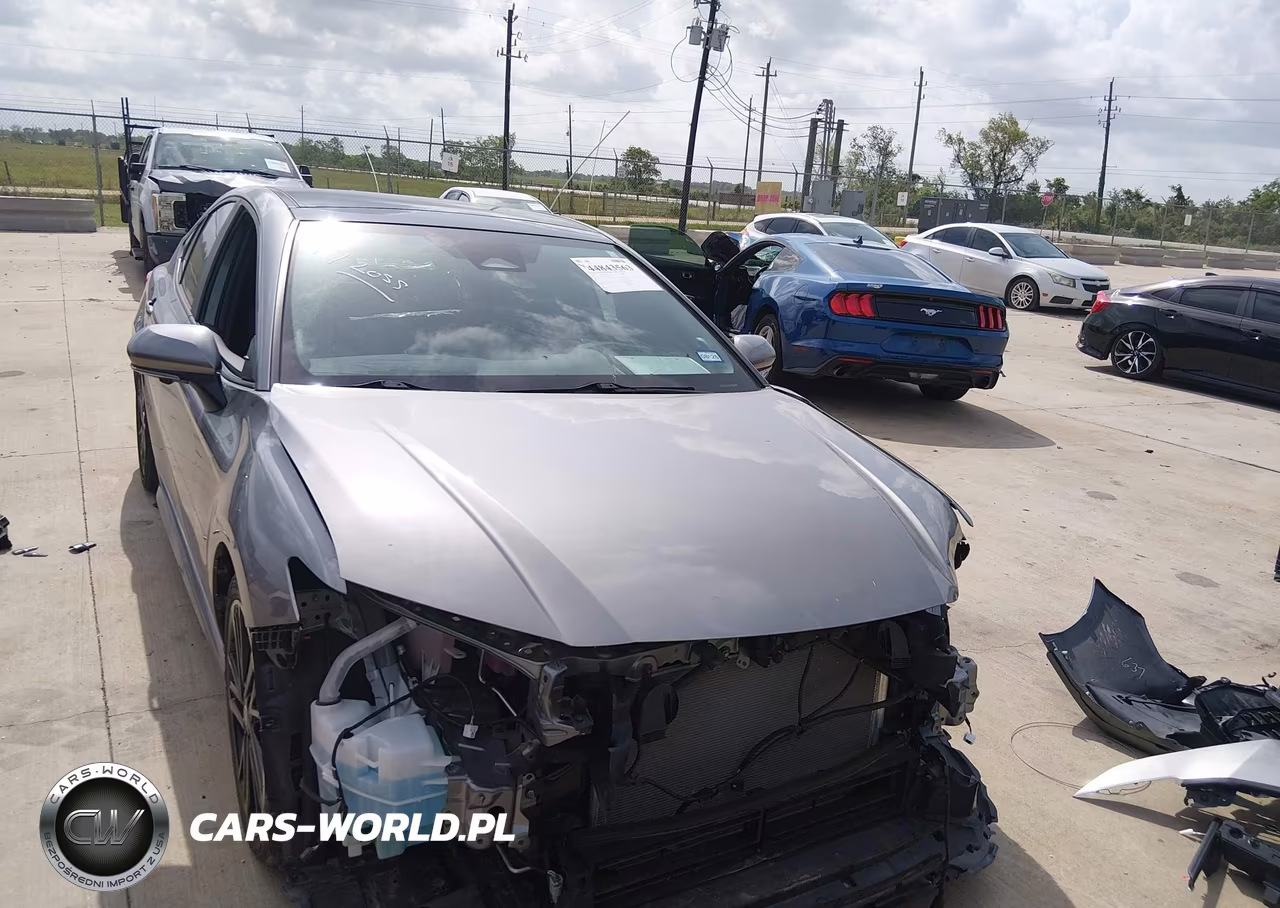 2025 Toyota Camry Xse VIN:4T1DAACK3SU534263 - 12